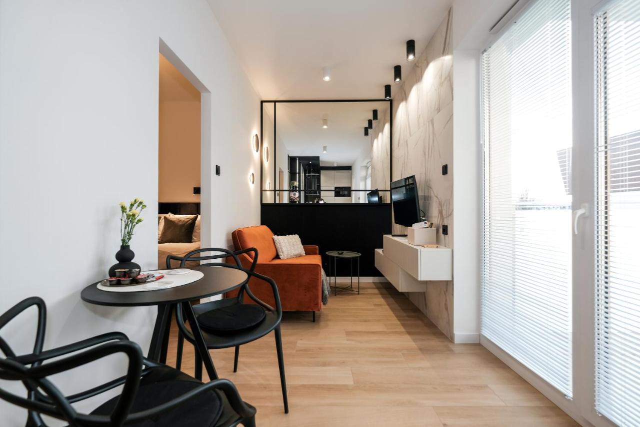 City Mood Apartamenty Lodz Fabryczna 450M Wszystko Nowe エクステリア 写真